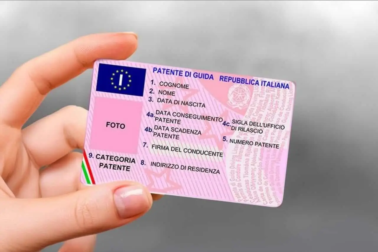 Nuovi limiti di validità: come rinnovare la patente senza rischiare sanzioni Nuovi limiti di validità: come rinnovare la patente senza rischiare sanzioni